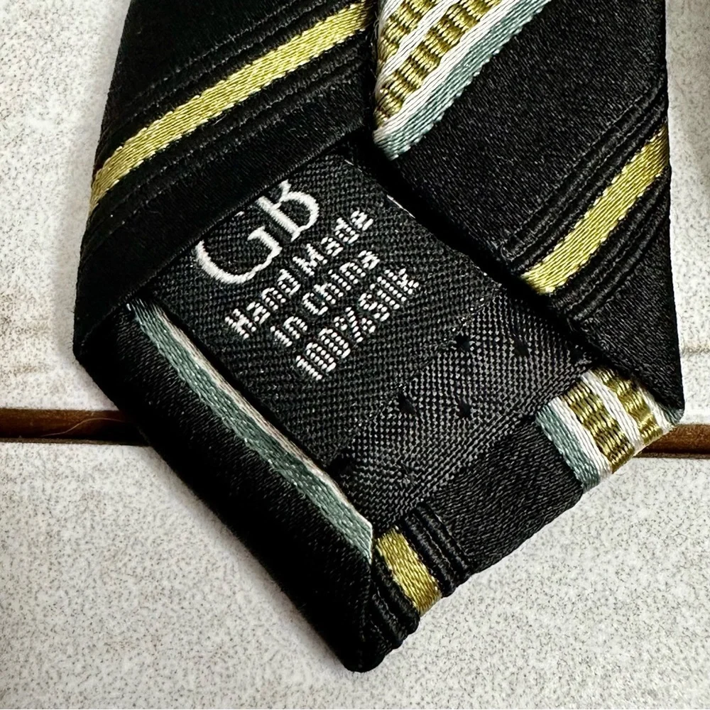 Geoffrey Beene Black Gold Striped 100% Silk New Orleans Saints Colors Power Tie
